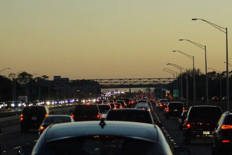 How to Avoid Traffic Delays: 2026 Logistics & Route Guide