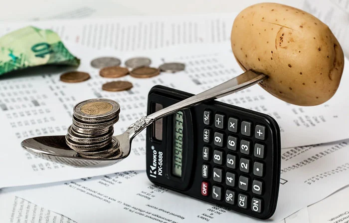 How to Reduce Food Expenses: Expert Kitchen Inventory & Budget Guide